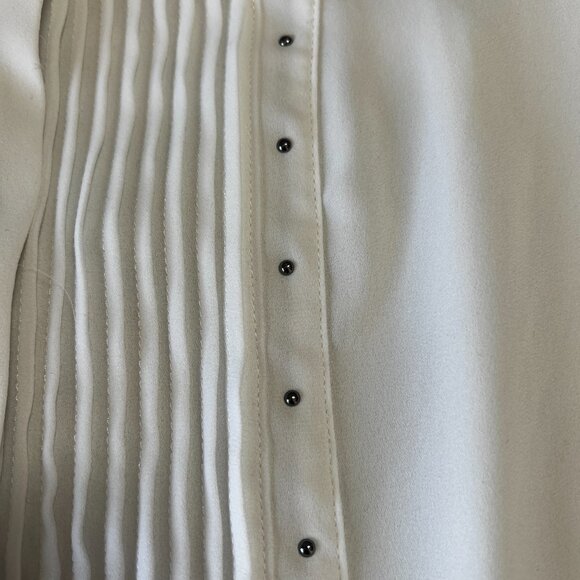 White House Black Market Womens V-neck Studded Pintuck Blouse Size 10 NWOT - Picture 5 of 11